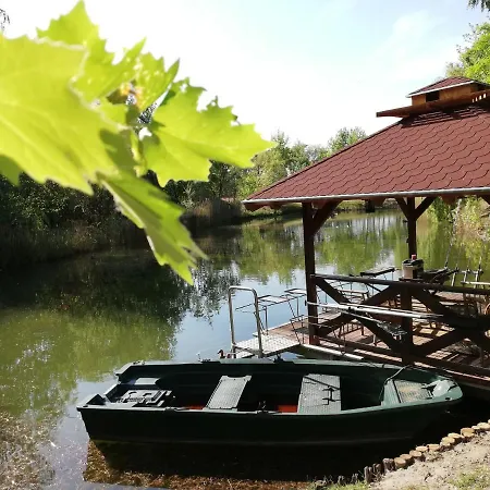 Molnarkerti Pihenopark Πανσιόν Zakanyszek